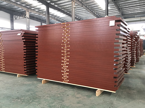 免漆木门生产厂家金马首生产过程中的木门